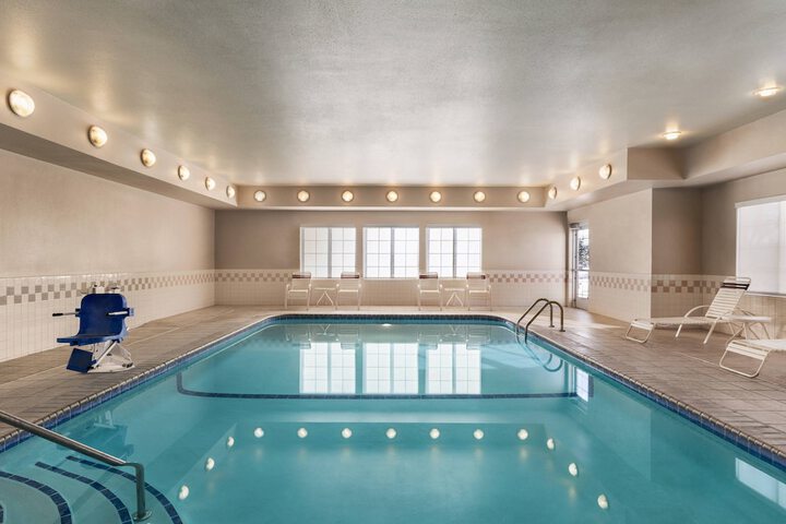 Pool 6 of 28