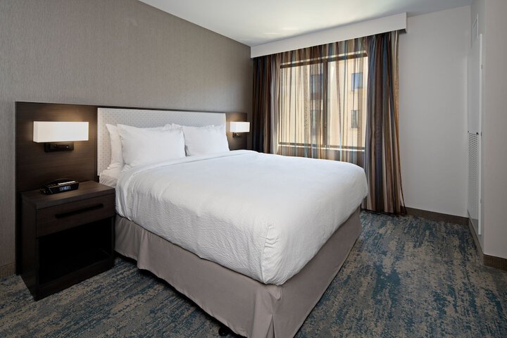 Room 20 of 38