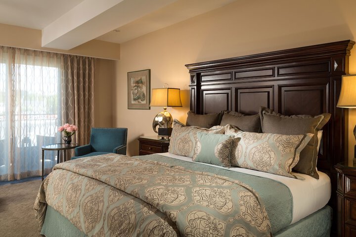 Room 16 of 42