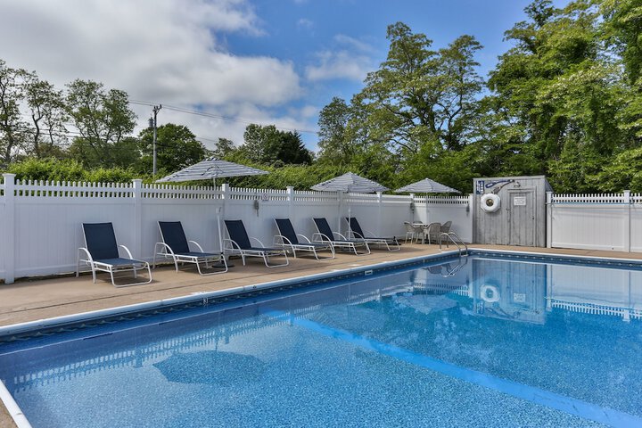Pool 8 of 55