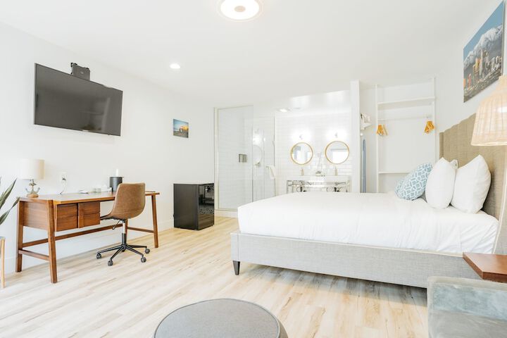 Room 60 of 67