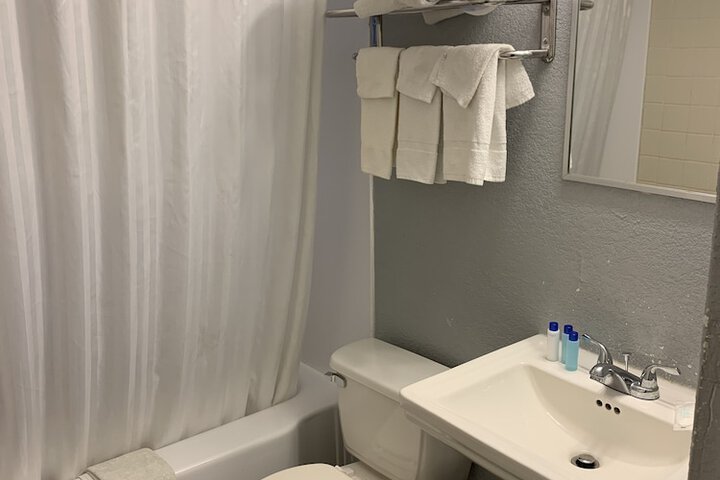 Room 22 of 32