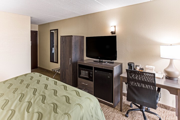 Room 29 of 32