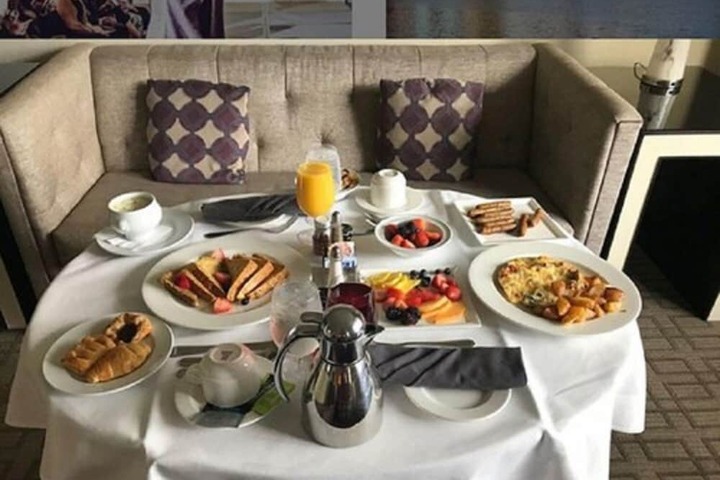 Breakfast/Coffee Service 64 of 72