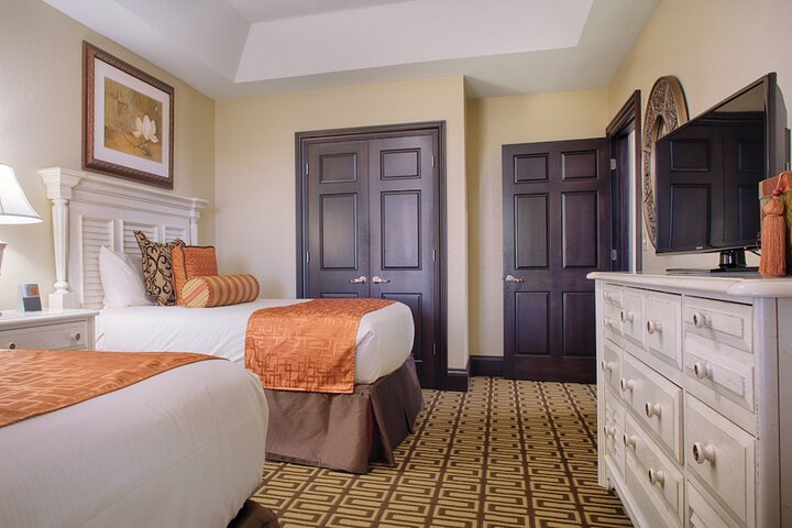 Room 54 of 68