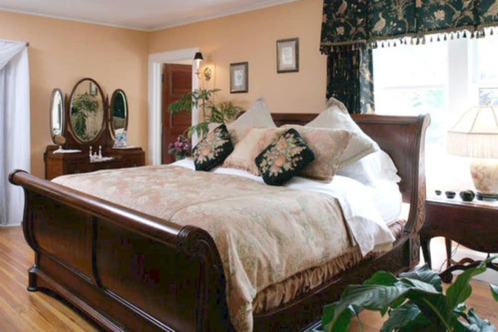 Room 26 of 61