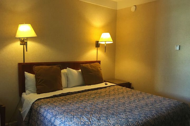 Room 36 of 48