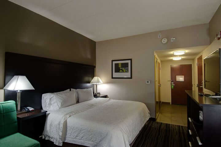 Room 18 of 27
