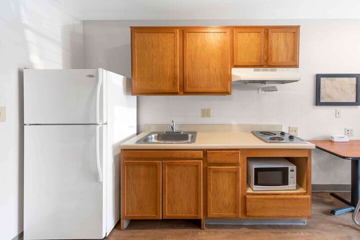 Extended Stay America Select Suites - Orlando - East