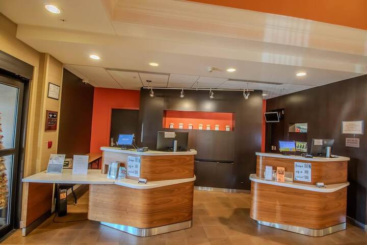 Country Inn & Suites by Radisson Convention Center