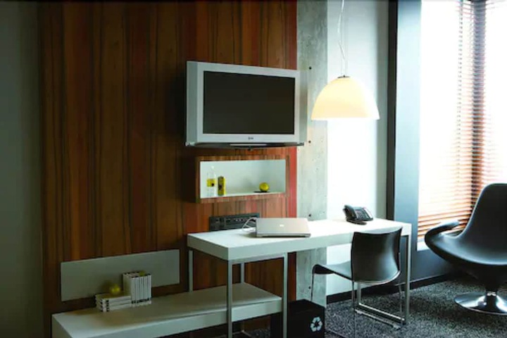 Room 25 of 50