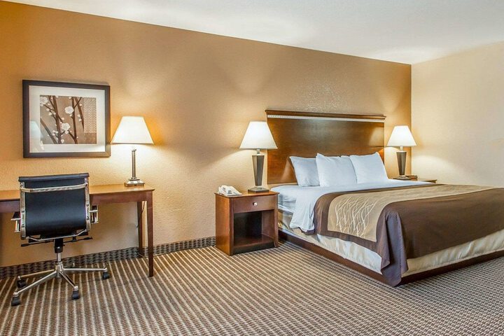 Room 20 of 35