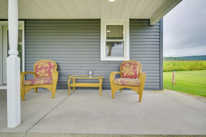 Charming Biglerville Home w / Patio & Yard!
