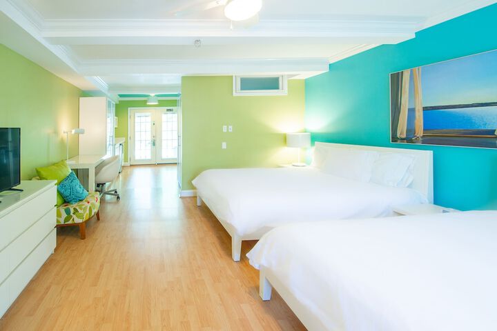 Room 120 of 186