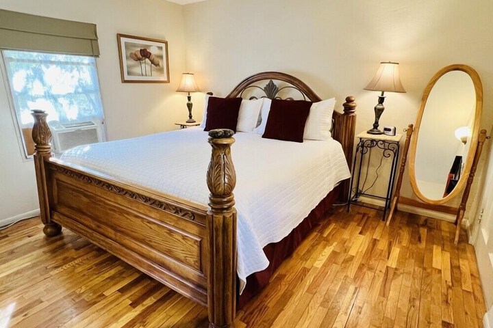 Room 15 of 60