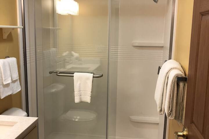 Room 7 of 23