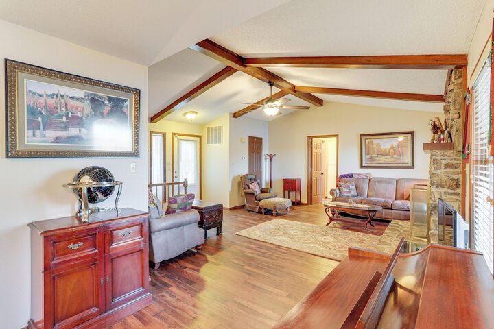 Waterfront Cherokee Village Home w / Private Dock!