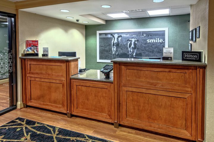 Hampton Inn by Hilton Charlotte / Matthews
