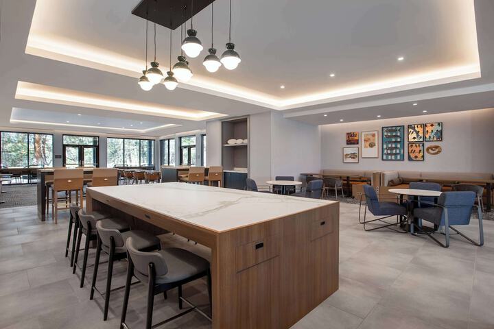 Breakfast/Coffee Service 48 of 57