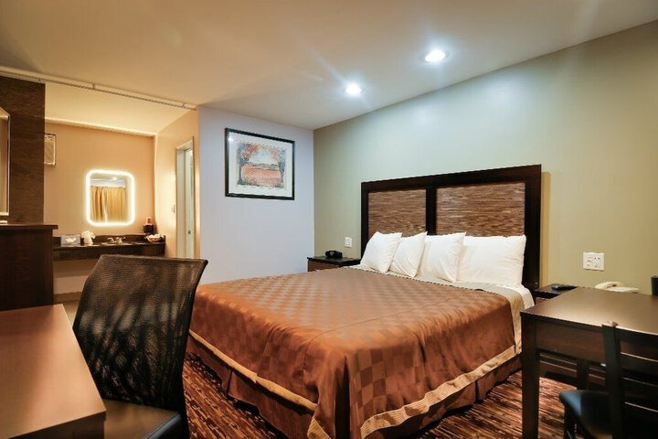 Room 29 of 31