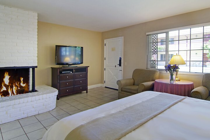 Room 18 of 71
