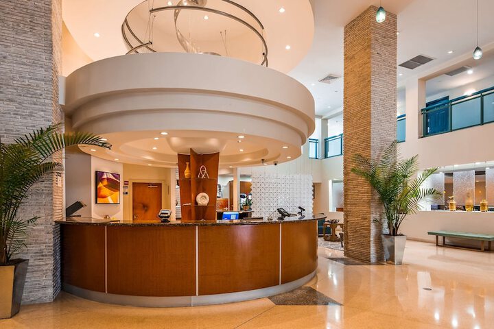 Hotel Interior 6 of 38