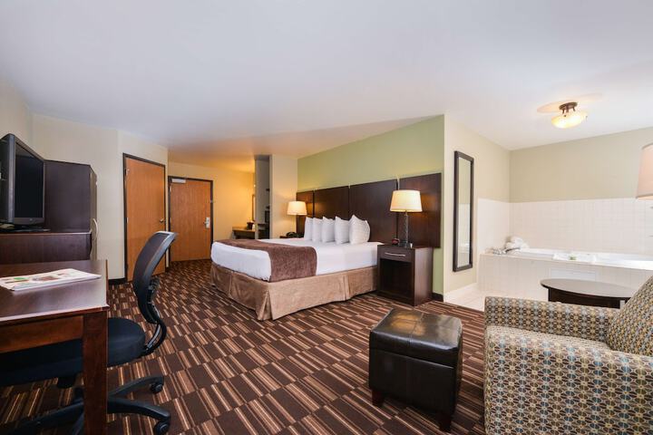 Room 8 of 46