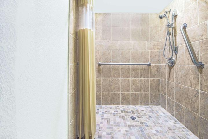 HOTEL PLAINVIEW