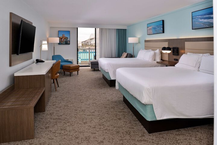 Room 15 of 25