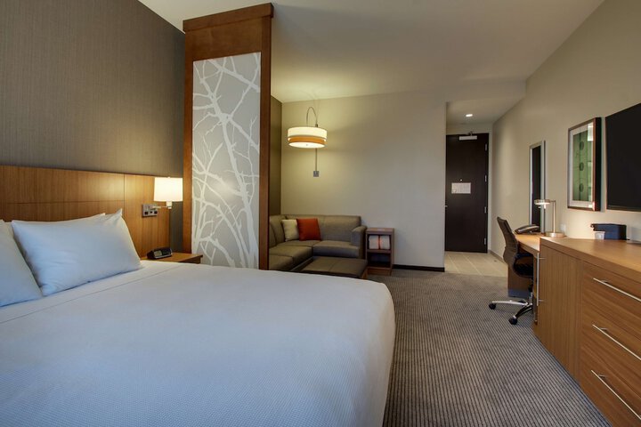Room 42 of 113