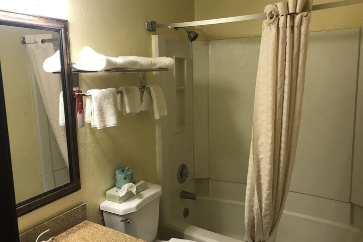 Room 37 of 43