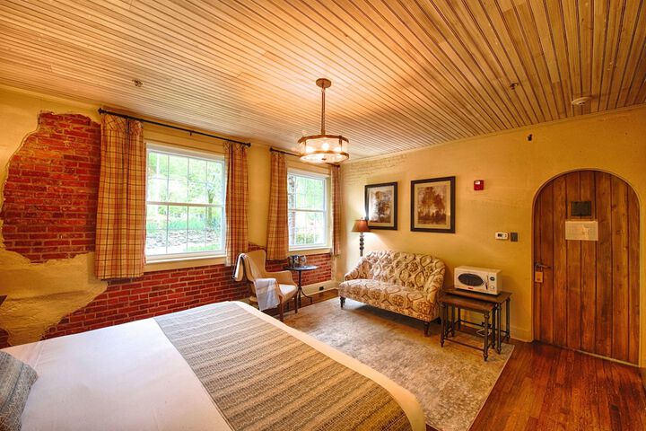 Historic Tapoco Lodge Resort