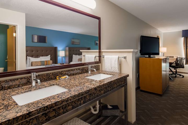 Room 21 of 47