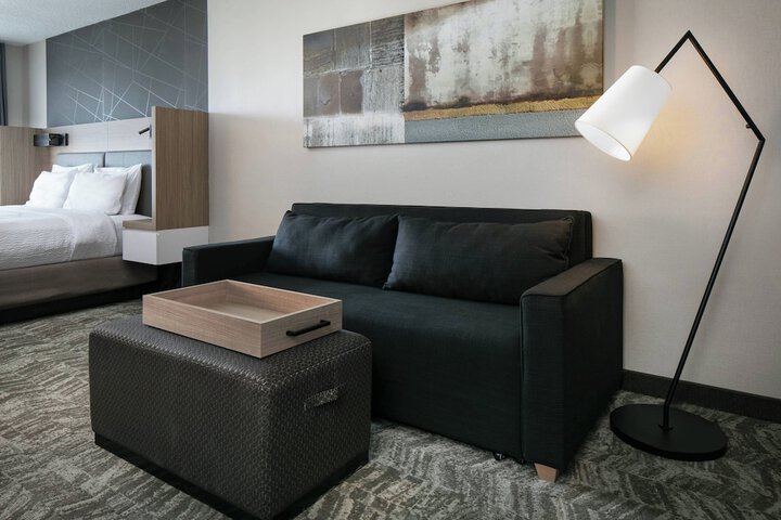 Room 16 of 30