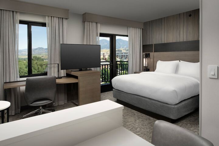 Room 25 of 71