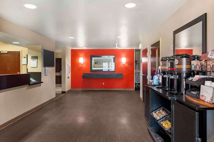 Hotel Interior 10 of 29