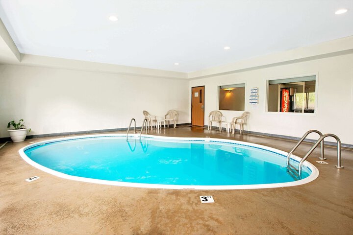 Pool 3 of 15