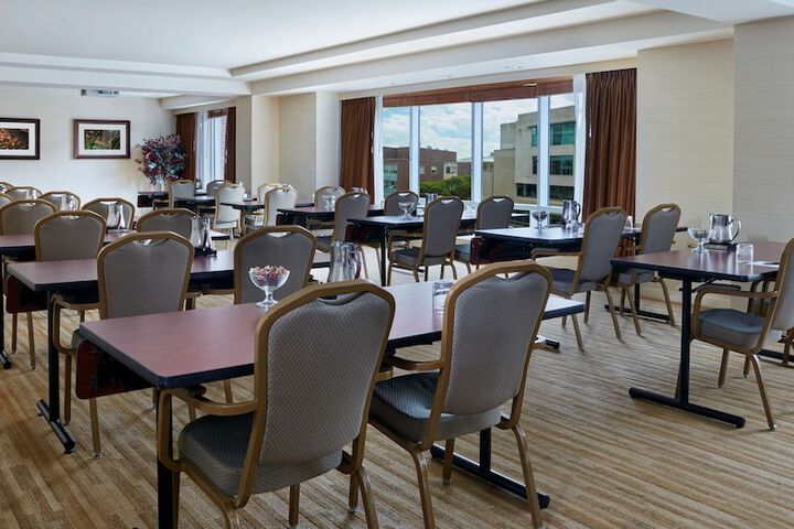 The Inn at Penn a Hilton Hotel