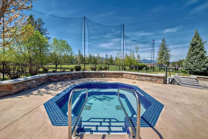 Copper Point Resort