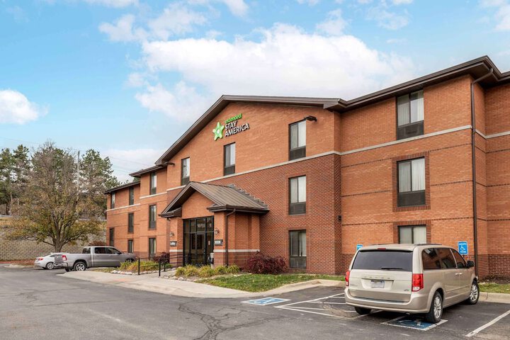 Hotel 3 of 36