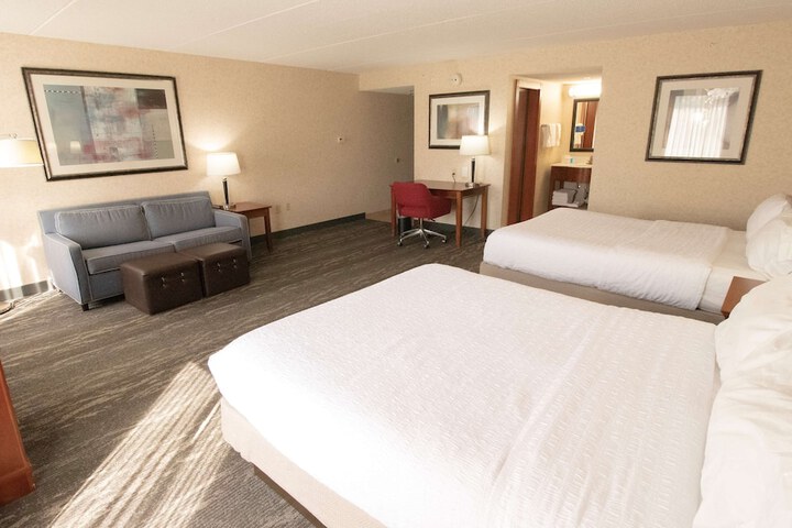 Room 14 of 24