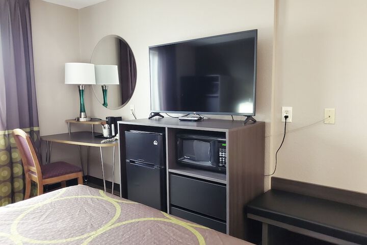 Super 8 by Wyndham Belgrade / Bozeman Airport