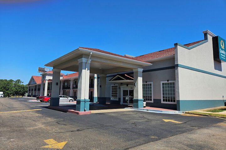 Hotel 3 of 69