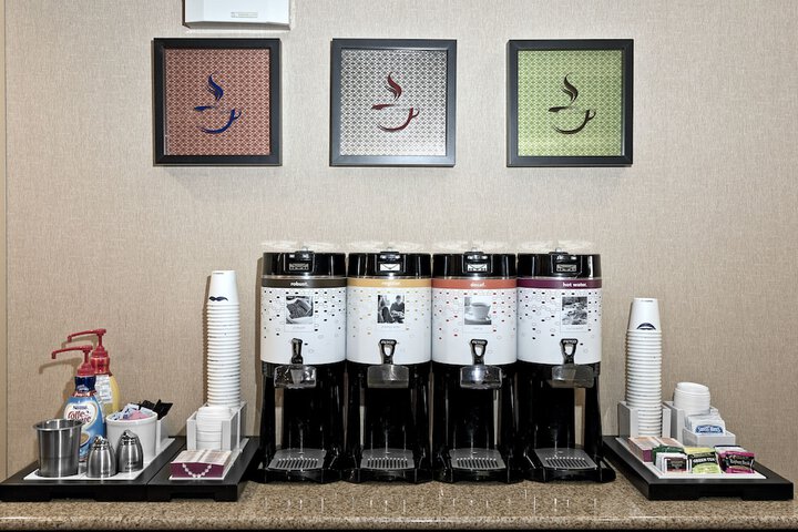 Breakfast/Coffee Service 36 of 43