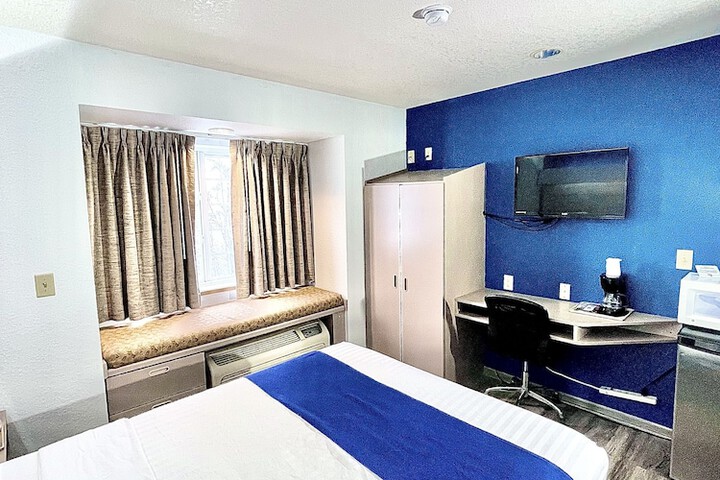Microtel Inn & Suites by Wyndham Tomah