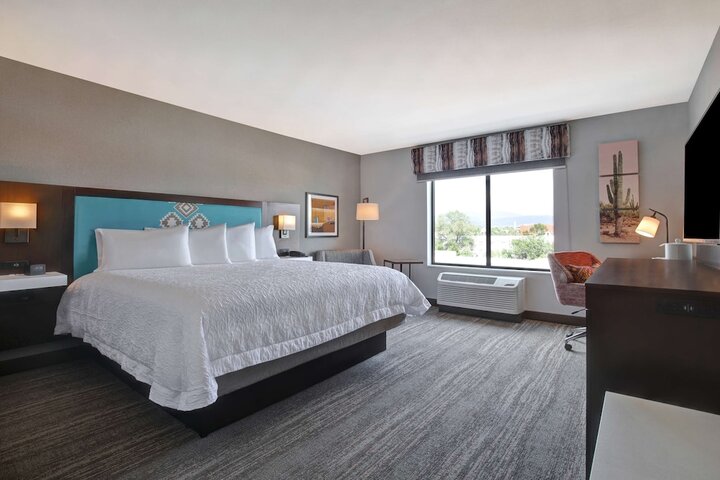 Room 30 of 43