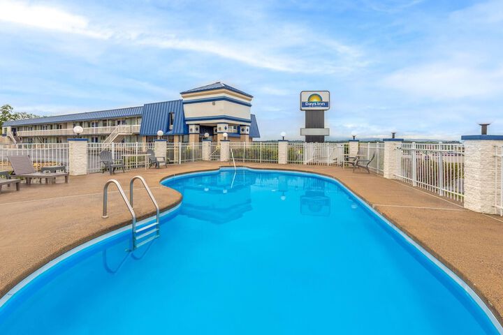 Days Inn by Wyndham Harrisonburg