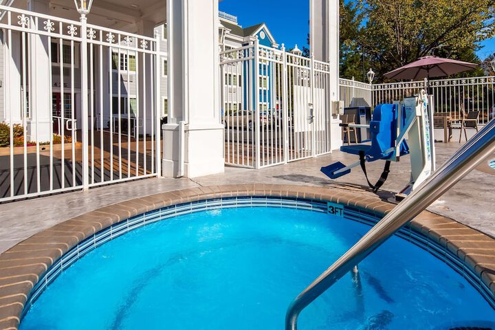 Pool 5 of 29