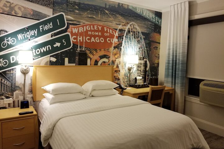 Room 12 of 40