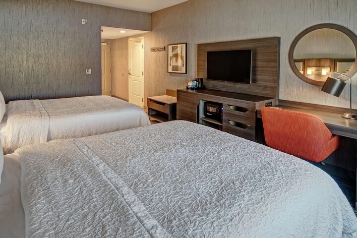 Hampton Inn Fresno Airport